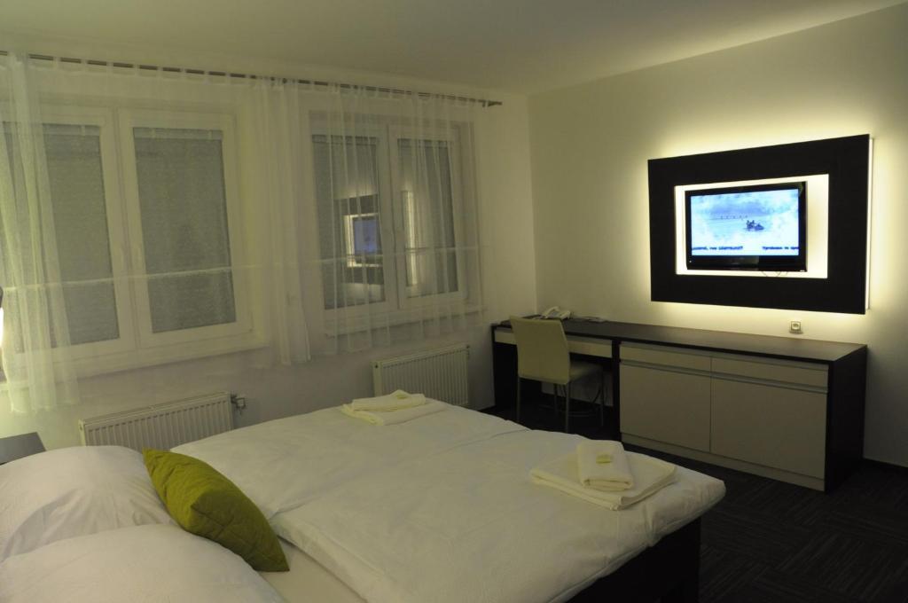 Hotel Kaskada Ledeč nad Sázavou Chambre photo