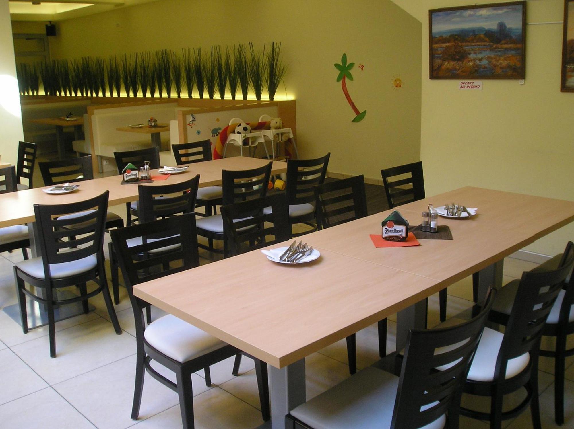 Hotel Kaskada Ledeč nad Sázavou Extérieur photo